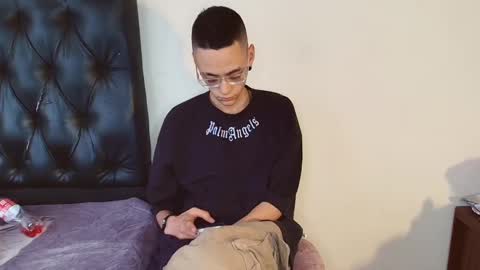 0 oJacob online show from 10-06-25, 06:49