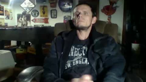 Snapshot of 11inchedward chatting on 01-27-25, 02:20 11inchedward online show from 01-27-25, 02:20