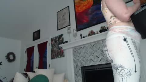 Aurora Willows online show from 03-12-25, 12:26