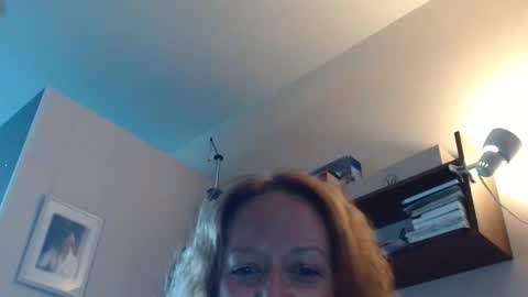 Snapshot of 12ennie chatting on 09-11-25, 06:35 12ennie online show from 09-11-25, 06:35