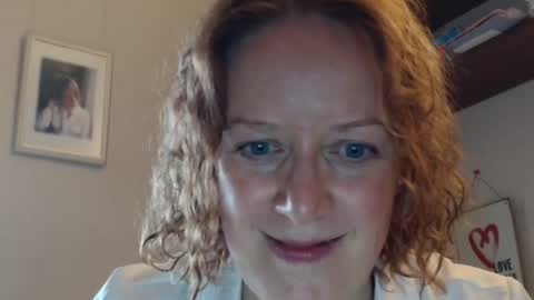 Snapshot of 12ennie chatting on 10-02-25, 07:37 12ennie online show from 10-02-25, 07:37