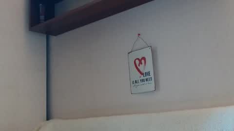 Snapshot of 12ennie chatting on 10-08-25, 09:40 12ennie online show from 10-08-25, 09:40