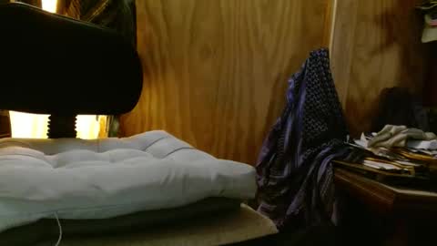 Snapshot of 13xxx20 chatting on 10-18-25, 10:49 Absentee online show from 10-18-25, 10:49