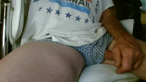 Snapshot of 14xxxromeo chatting on 07-10-26, 11:46 14XXXRomeo online show from 07-10-26, 11:46