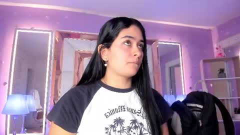 Snapshot of 15_scarlette chatting on 06-19-26, 03:11 Scarlette online show from 06-19-26, 03:11