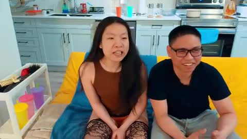 Tong  Ralph online show from 04-14-26, 01:22