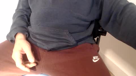 Snapshot of 1dad2plz chatting on 02-14-26, 10:34 i erupt if you suck ur nipples 4 me and look at the camera while watching me online show from 02-14-26, 10:34