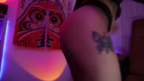 Snapshot of 1hannamontana chatting on 02-25-26, 12:09 1hannamontana online show from 02-25-26, 12:09