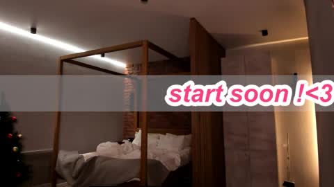 Snapshot of 1i1ypa1mer chatting on 02-15-26, 07:10 Lily 3 online show from 02-15-26, 07:10