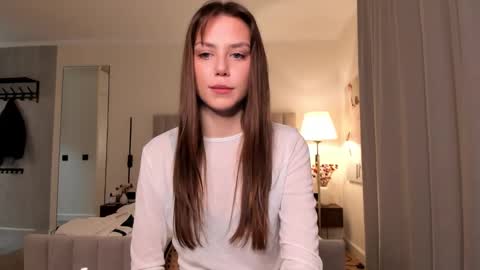 Snapshot of 1i1ypa1mer chatting on 03-14-26, 06:13 Lily 3 online show from 03-14-26, 06:13