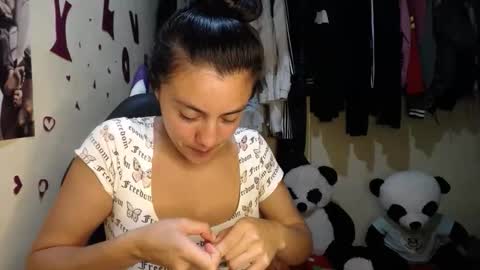 Snapshot of 1kandylove chatting on 11-21-25, 11:14 1kandylove online show from 11-21-25, 11:14