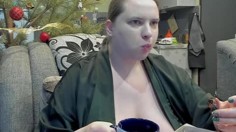 1LINDSEY1 online show from 01-22-25, 04:02