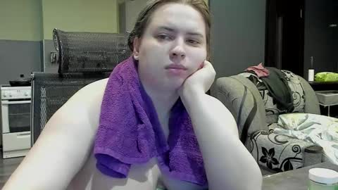 Snapshot of 1lindsey1 chatting on 02-25-25, 10:26 1LINDSEY1 online show from 02-25-25, 10:26