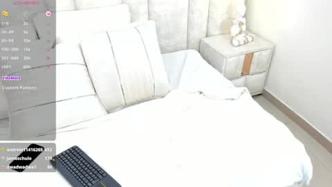 Nahomi online show from 01-05-25, 02:08