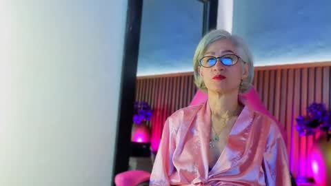 Miss Monserrate online show from 03-31-26, 01:44