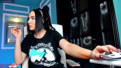 Moona  online show from 12-29-24, 03:24