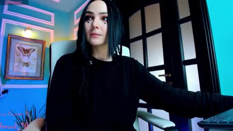 Moona  online show from 02-12-25, 11:07