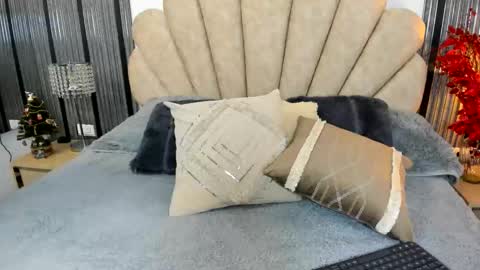 Luisa online show from 12-18-25, 11:27