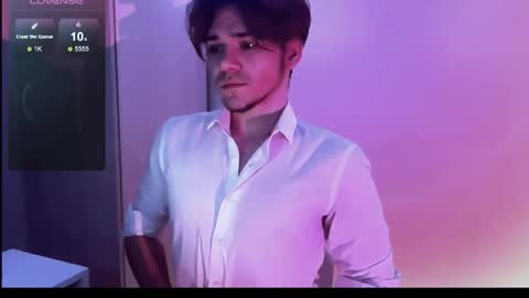 Snapshot of 1roberttt chatting on 10-28-25, 09:28 1roberttt online show from 10-28-25, 09:28