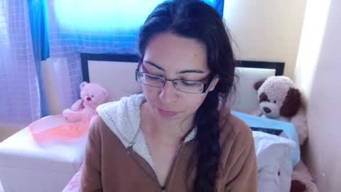 Snapshot of 1sasha_grey__1 chatting on 12-21-24, 06:44 paola online show from 12-21-24, 06:44