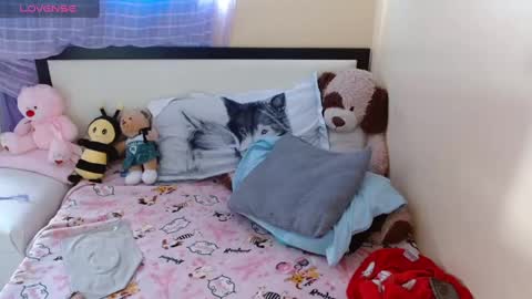 Snapshot of 1sasha_grey__1 chatting on 03-05-25, 07:38 paola online show from 03-05-25, 07:38