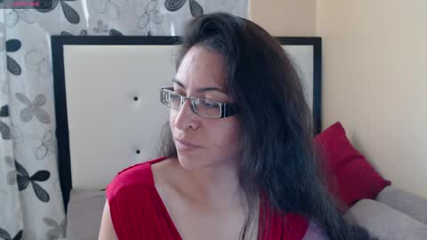 Snapshot of 1sasha_grey__1 chatting on 06-05-26, 06:24 paola online show from 06-05-26, 06:24