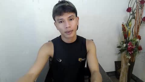 Snapshot of 1sweetloverxx chatting on 12-05-25, 11:30 1sweetloverxx online show from 12-05-25, 11:30