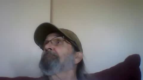 1valentine online show from 04-26-26, 04:37