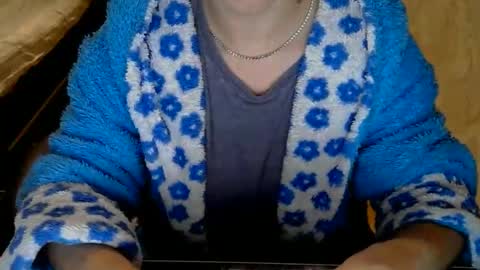 Snapshot of 1your_hot_girls chatting on 02-18-25, 06:15 1your_hot_girls online show from 02-18-25, 06:15