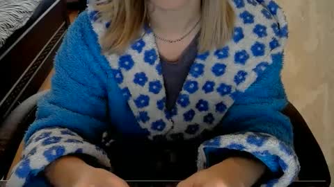 Snapshot of 1your_hot_girls chatting on 03-02-25, 11:07 1your_hot_girls online show from 03-02-25, 11:07