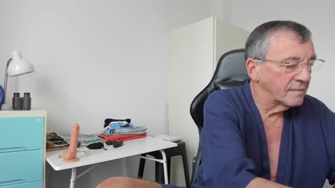 Henk online show from 01-09-25, 01:13