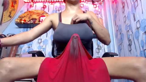 Snapshot of 21cmmusclecockts chatting on 02-10-26, 03:05 mharjorie online show from 02-10-26, 03:05