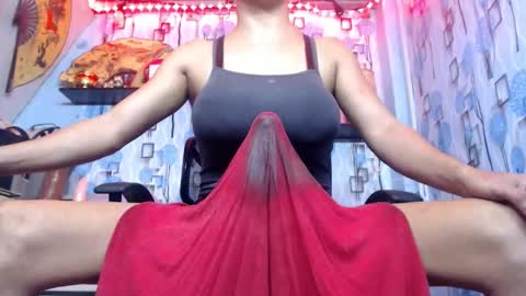 Snapshot of 21cmmusclecockts chatting on 02-15-26, 02:58 mharjorie online show from 02-15-26, 02:58
