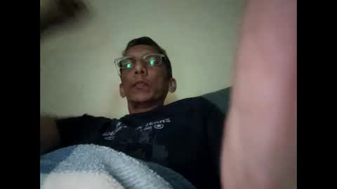 Snapshot of 2277harsh chatting on 01-14-26, 08:58 2277harsh online show from 01-14-26, 08:58