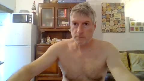 Snapshot of 22esserre chatting on 06-18-26, 12:31 22esserre online show from 06-18-26, 12:31