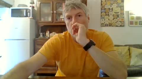 Snapshot of 22esserre chatting on 07-08-26, 12:20 22esserre online show from 07-08-26, 12:20