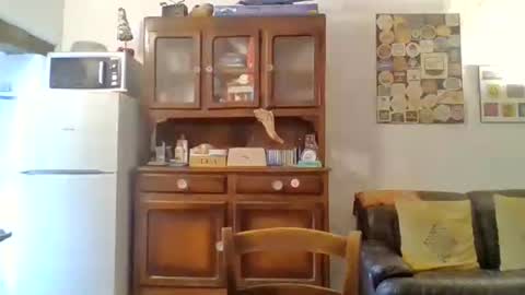 Snapshot of 22esserre chatting on 07-16-26, 12:00 22esserre online show from 07-16-26, 12:00