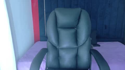 Isabella online show from 09-17-25, 02:08