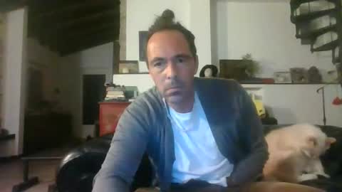 27lv27 online show from 10-20-25, 08:31