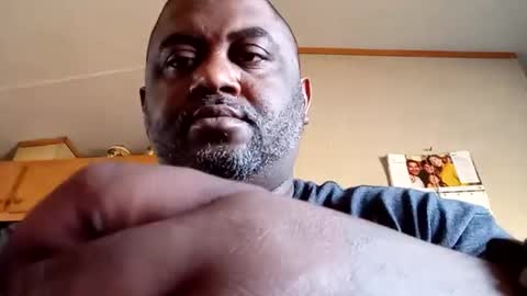 Snapshot of 2ccjbstar chatting on 12-11-24, 07:36 BlacJewels online show from 12-11-24, 07:36