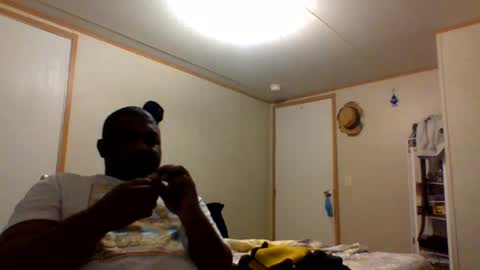 Snapshot of 2ccjbstar chatting on 12-15-24, 01:02 BlacJewels online show from 12-15-24, 01:02