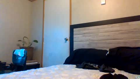 Snapshot of 2ccjbstar chatting on 02-21-25, 02:38 BlacJewels online show from 02-21-25, 02:38