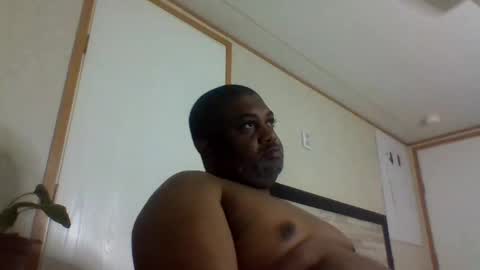 Snapshot of 2ccjbstar chatting on 03-04-25, 03:33 BlacJewels online show from 03-04-25, 03:33