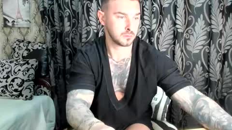 2sexymuscles online show from 03-18-26, 09:51