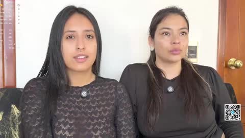 Snapshot of 2summerlove2 chatting on 04-11-26, 02:43 Dalilah and Tarah online show from 04-11-26, 02:43