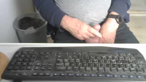 Snapshot of 3390soeren chatting on 03-10-25, 01:54 Soeren online show from 03-10-25, 01:54