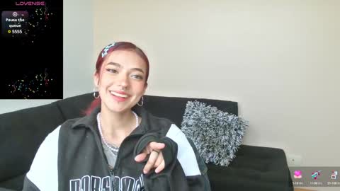 Snapshot of 3badweed3 chatting on 02-06-25, 01:54 Sam online show from 02-06-25, 01:54