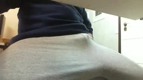 Snapshot of 3funlover chatting on 12-20-25, 09:38 3funlover online show from 12-20-25, 09:38