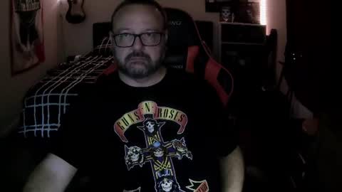 Snapshot of 3ndlessmike chatting on 07-04-26, 12:00 3ndlessmike online show from 07-04-26, 12:00