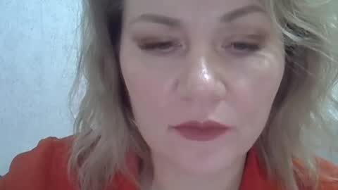 Snapshot of 3susie chatting on 10-02-25, 08:32 3susie online show from 10-02-25, 08:32